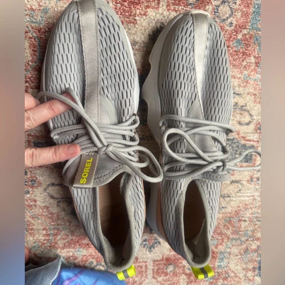 Sorel Gray Sneakers with Tan leather Accents kinetic ™ - Picture 2 of 5